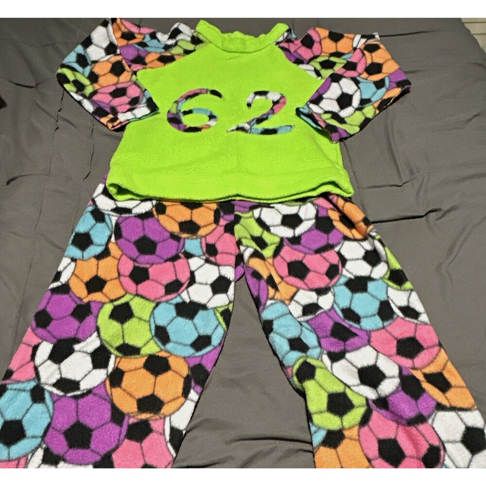 Girls Size 10 Fleece 2-Piece Long Sleeve Soccer Graphic Pajama Set